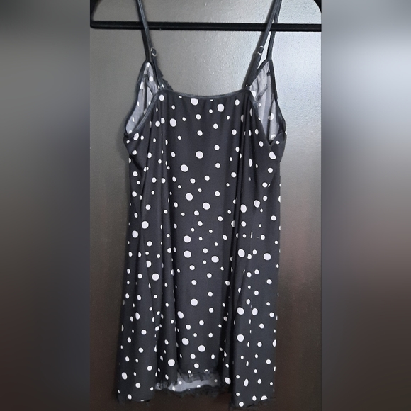 Black & White Polka Dot Pyjama Set - Picture 3 of 4